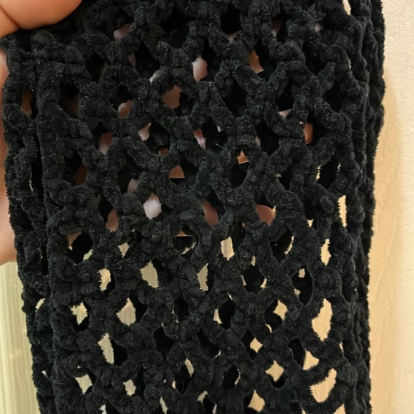 Velvet fishnet scarf - Picture 5 of 7